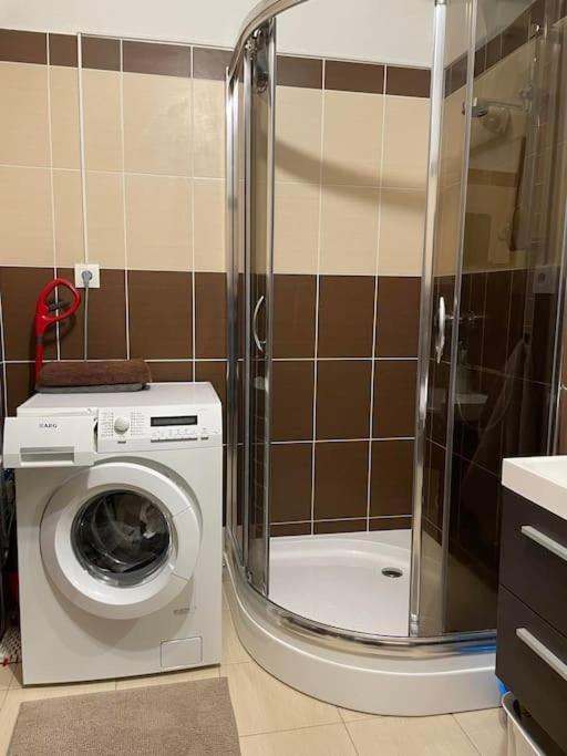 Apartman S Nadhernym Vyhladom Na Tatry Veľký Slavkov エクステリア 写真