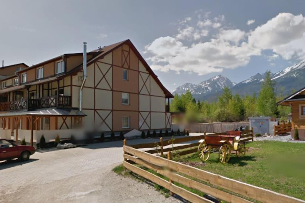 Apartman S Nadhernym Vyhladom Na Tatry Veľký Slavkov エクステリア 写真